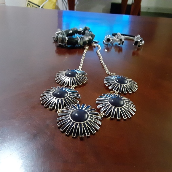 Jewerly - Picture 3 of 8